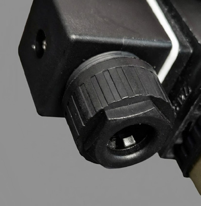 Solenoide de tres vías SR-100 — vista 2